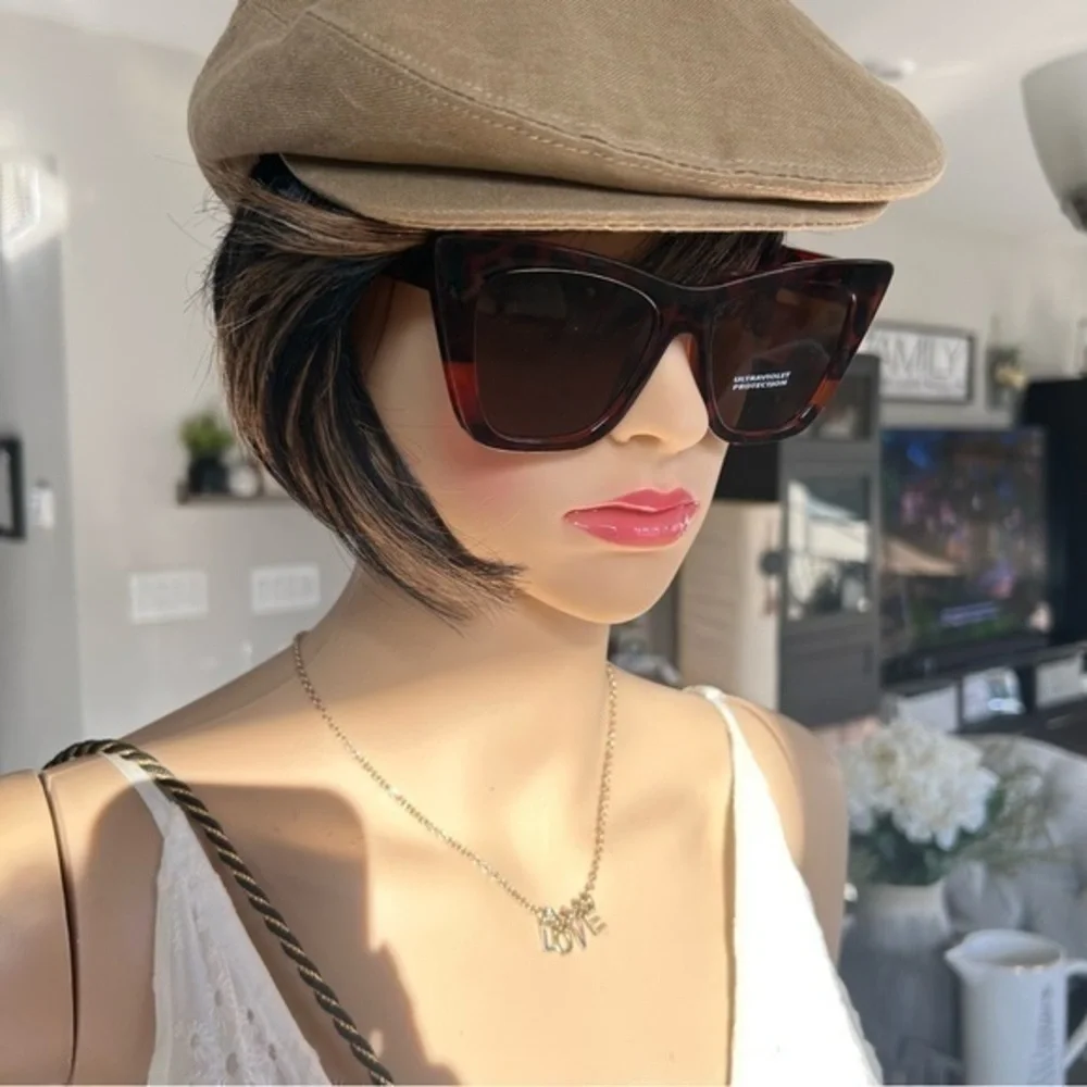 💋NWT Oversized Tortoise brown Cat eye sunglasses sunshades